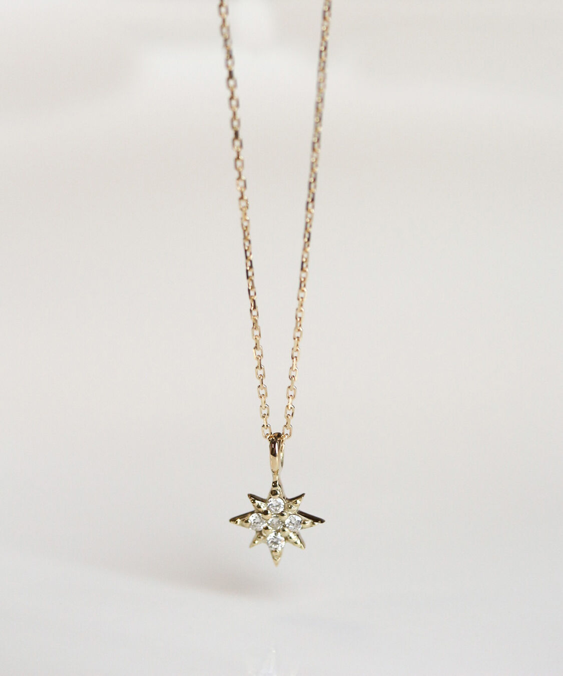  「ダイヤモンド スター ネックレス | K10YG」|ネックレス|