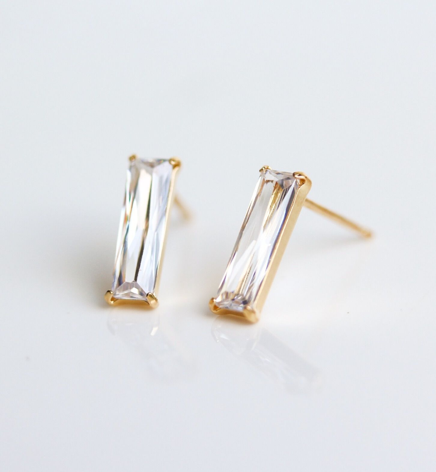  「キュービックジルコニア ピアス | K18」|ピアス|