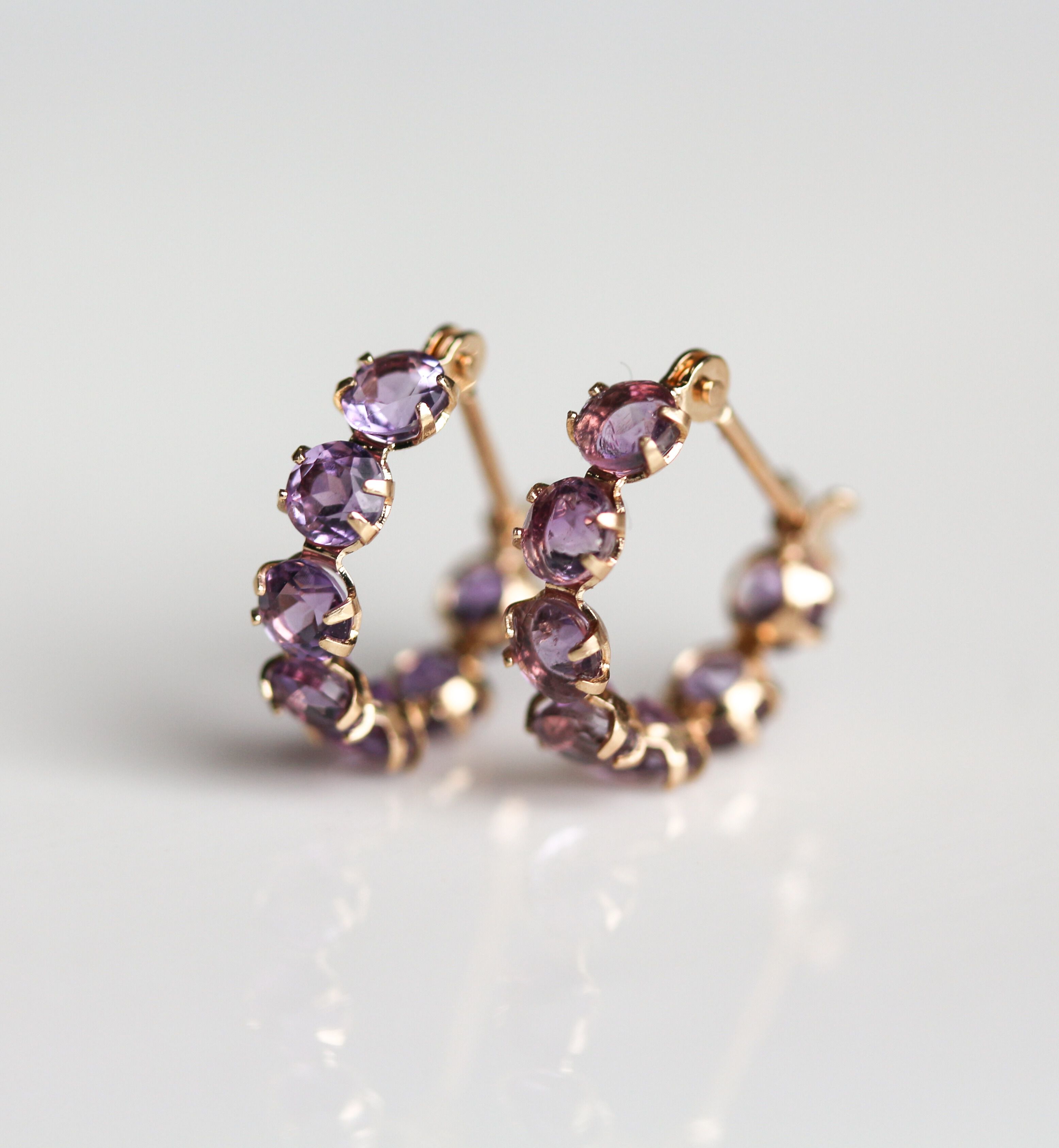  「アメジスト スナップ フープ ピアス | K10YG」|ピアス|