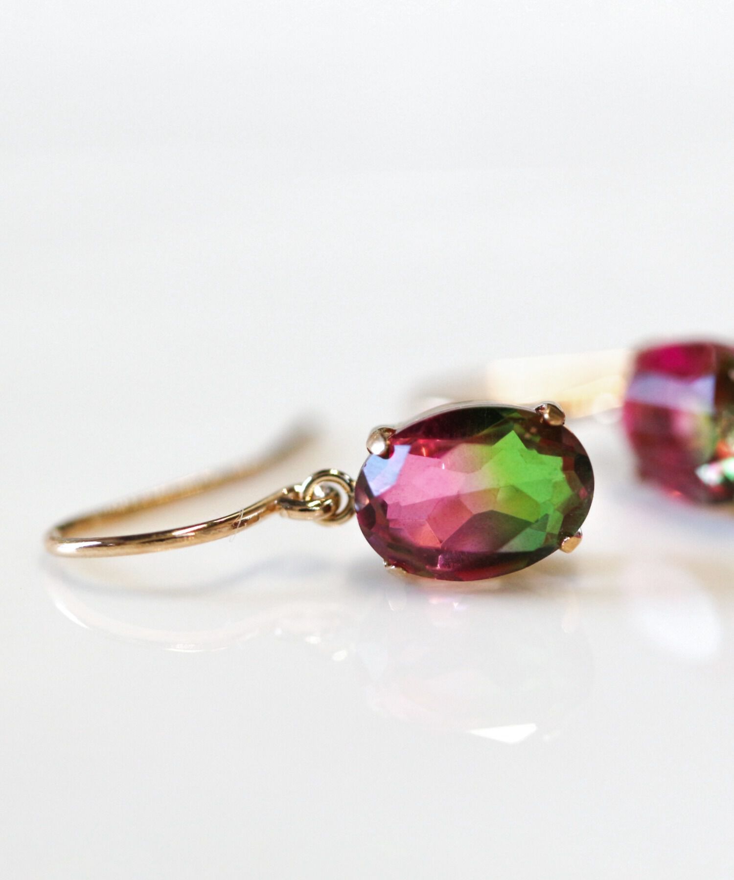  「グラデーションクリスタル フック ピアス | K10YG」|ピアス|