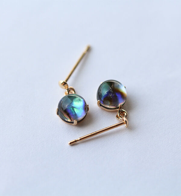  「クリスタル / 黒蝶貝 ピアス | K10YG」|ピアス|