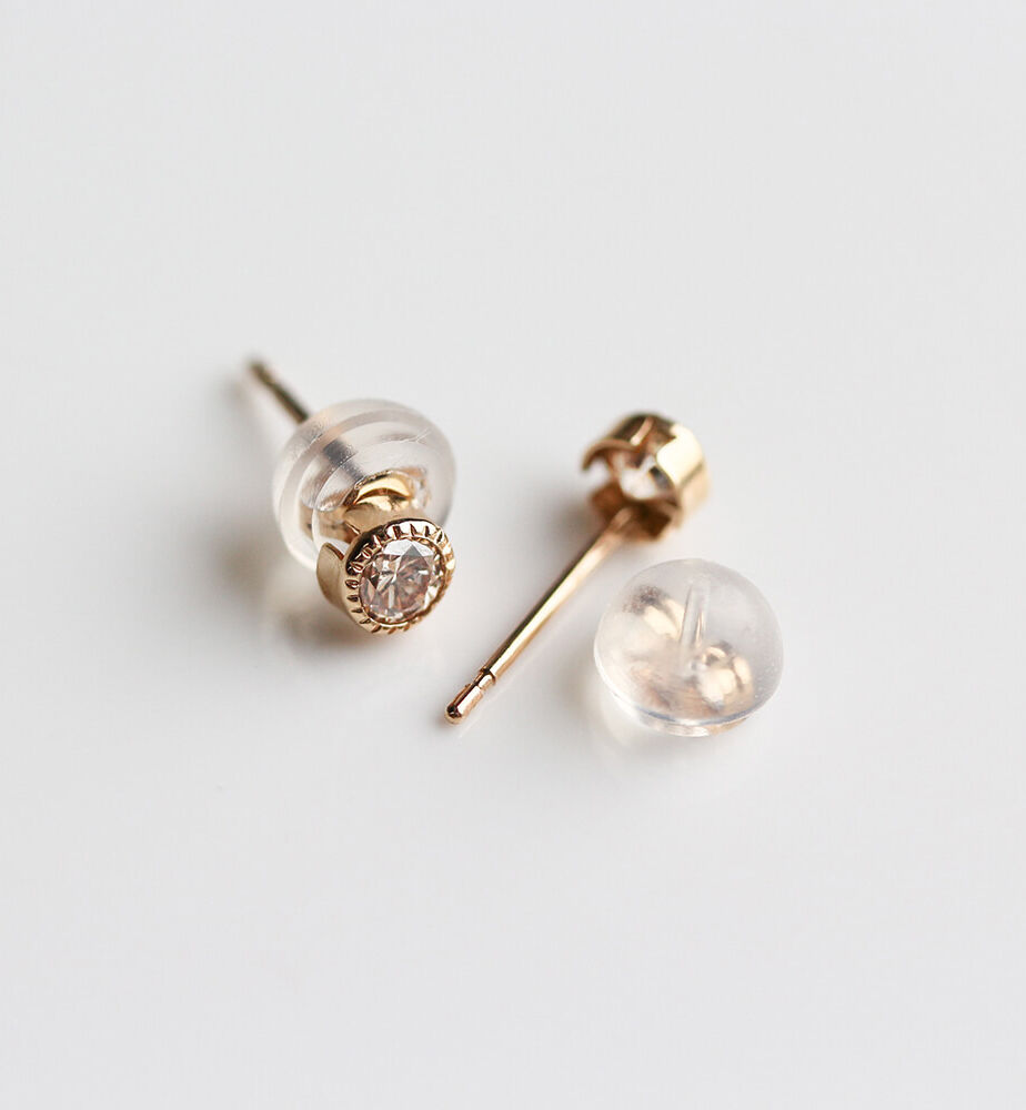  「一石 シャンパンダイヤモンド 0.2ct ピアス | K10YG」|ピアス|