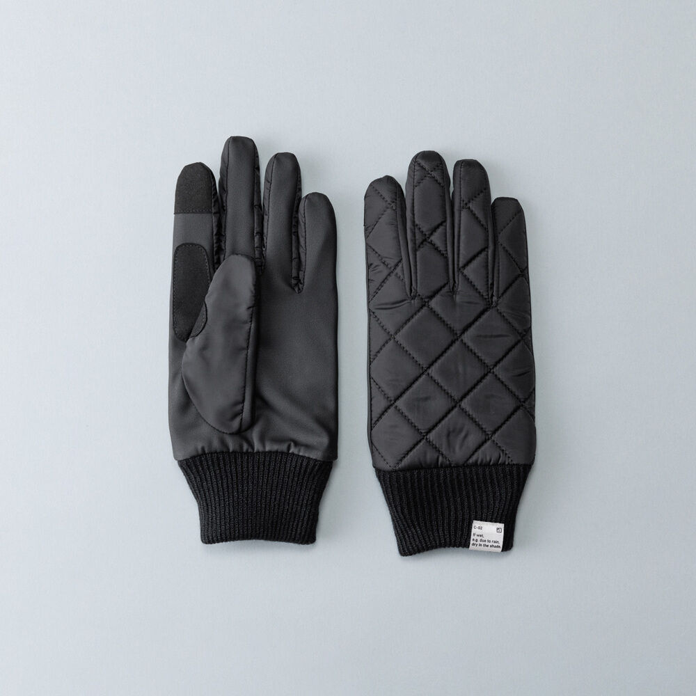 BACKYARD FAMILY「クロダ 手袋 メンズ 通販 グローブ 手ぶくろ スマートフォン対応 スマホ 対応 キルティング」|手袋|ブラック1