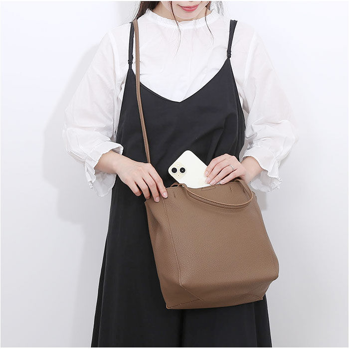 BACKYARD FAMILY「2WAY トートバッグ 通販 2WAYトートバッグ フェイクレザー 肩掛け バッグ かばん」|トートバッグ|