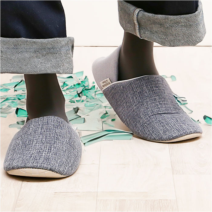 BACKYARD FAMILY「防災スリッパ 通販 スリッパ 前詰まりスリッパ ルームシューズ 室内履き 踏み抜き防止 蓄光テープ」|ルームシューズ|