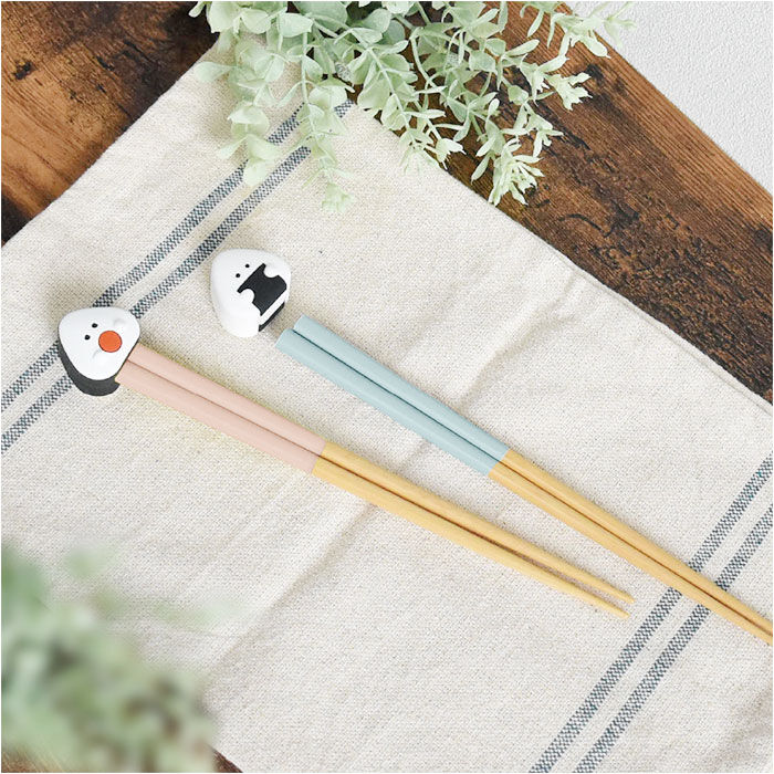 BACKYARD FAMILY「ぎゅっとおにぎりさん 箸 箸置きセット 通販 日本製 はし お箸 おはし 21cm お箸置き」|食器・キッチングッズ|