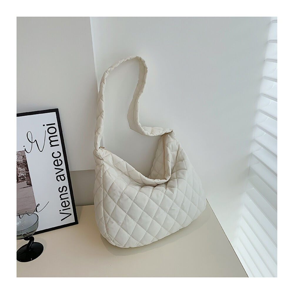 BACKYARD FAMILY「ショルダーバッグ レディース 斜めがけ 通販 キルティング バッグ 斜めがけバッグ 布 バック」|ショルダー・メッセンジャー|ホワイト1