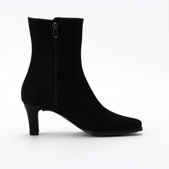 銀座かねまつ「UE254026OTHBLK【防水】【GORE-TEX(R)】アクアベルゴアテックスショートブーツ」|ショートブーツ|