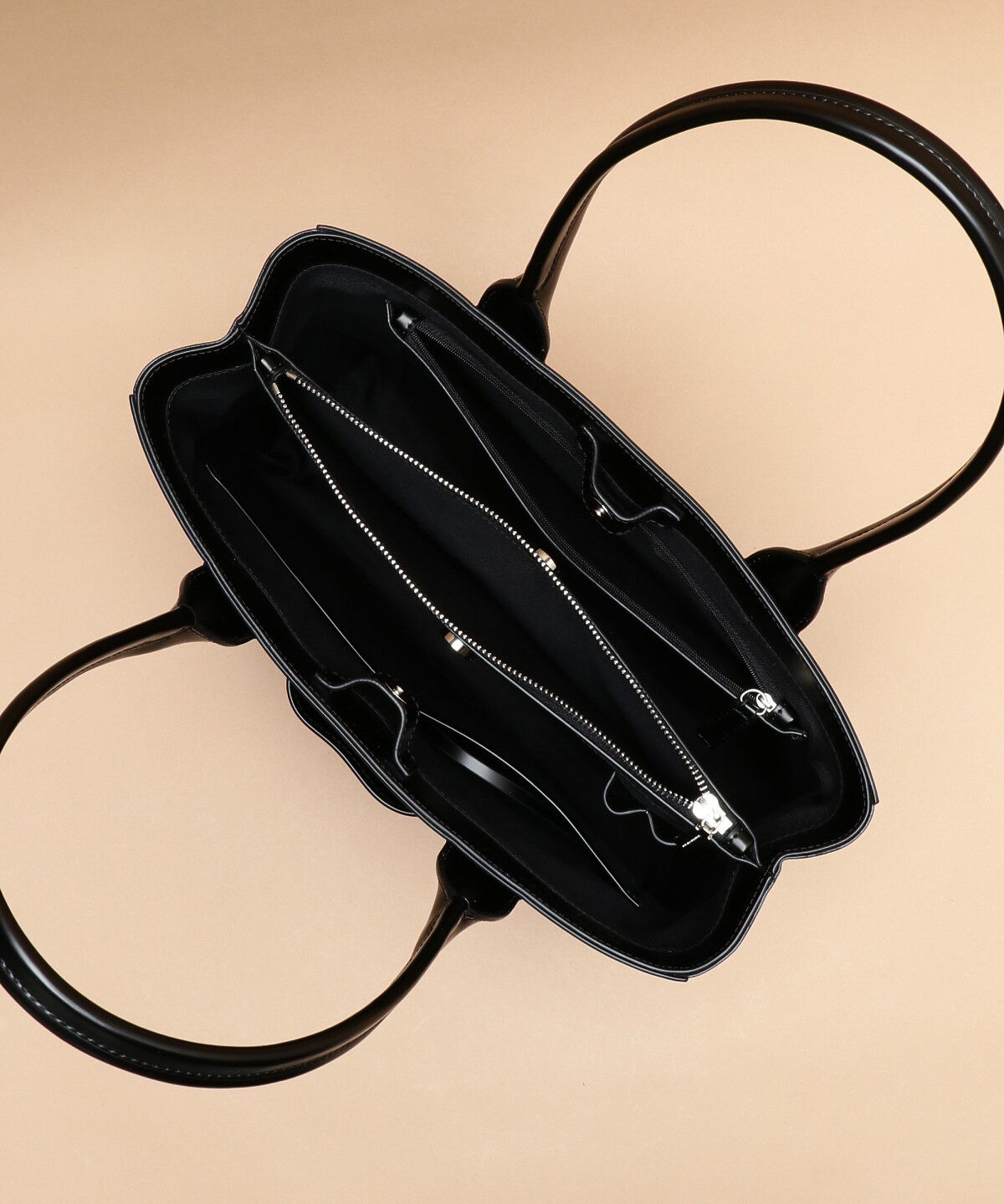 Samantha Thavasa「ガラス調合皮トートバッグ」|トートバッグ|