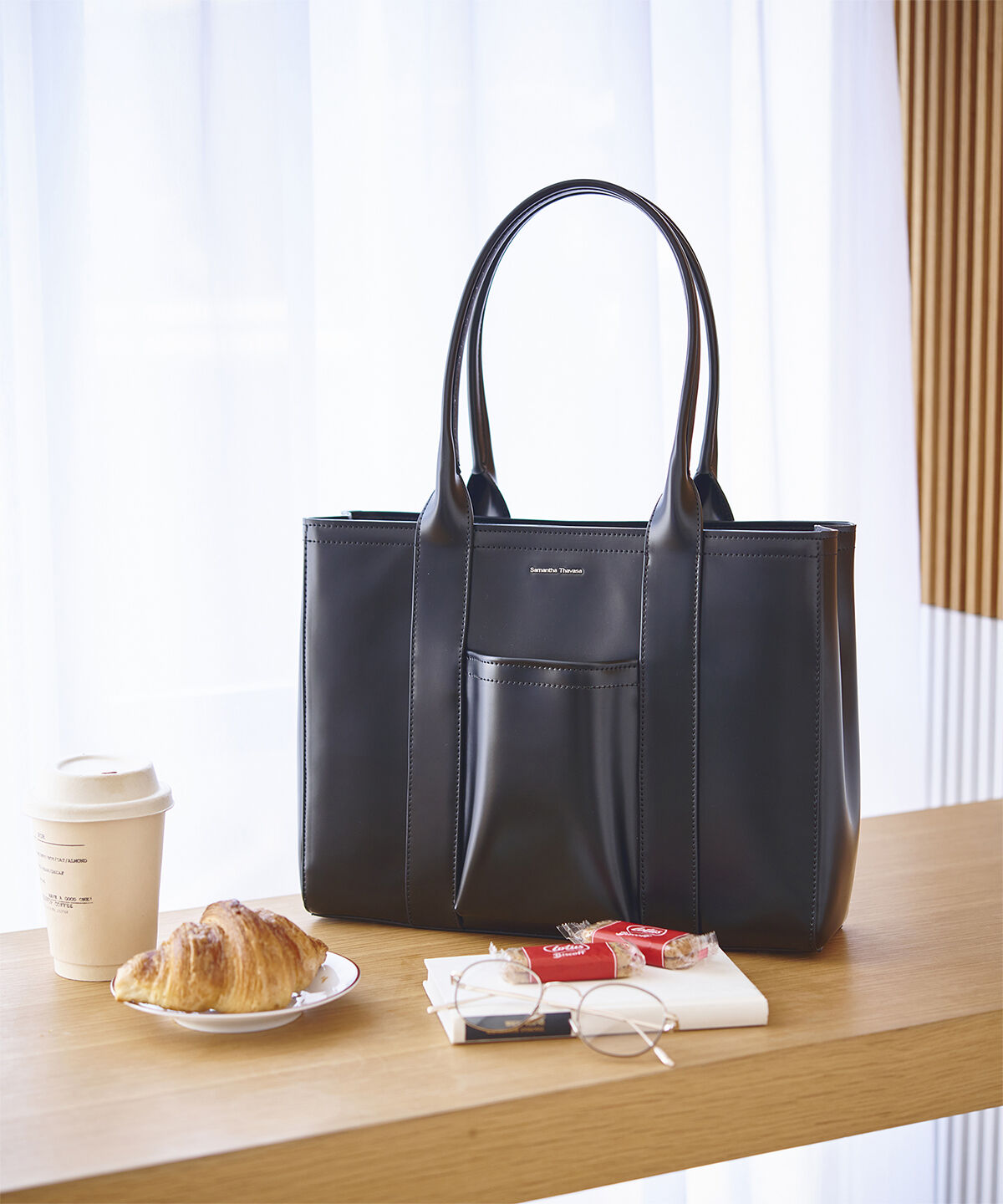 Samantha Thavasa「ガラス調合皮トートバッグ」|トートバッグ|