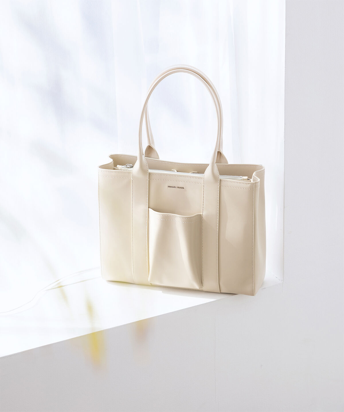 Samantha Thavasa「ガラス調合皮トートバッグ」|トートバッグ|