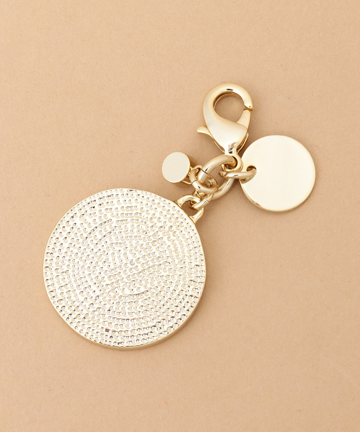 Samantha Thavasa「シャイニーイニシャルファスナーチャーム T」|チャーム・キーホルダー|