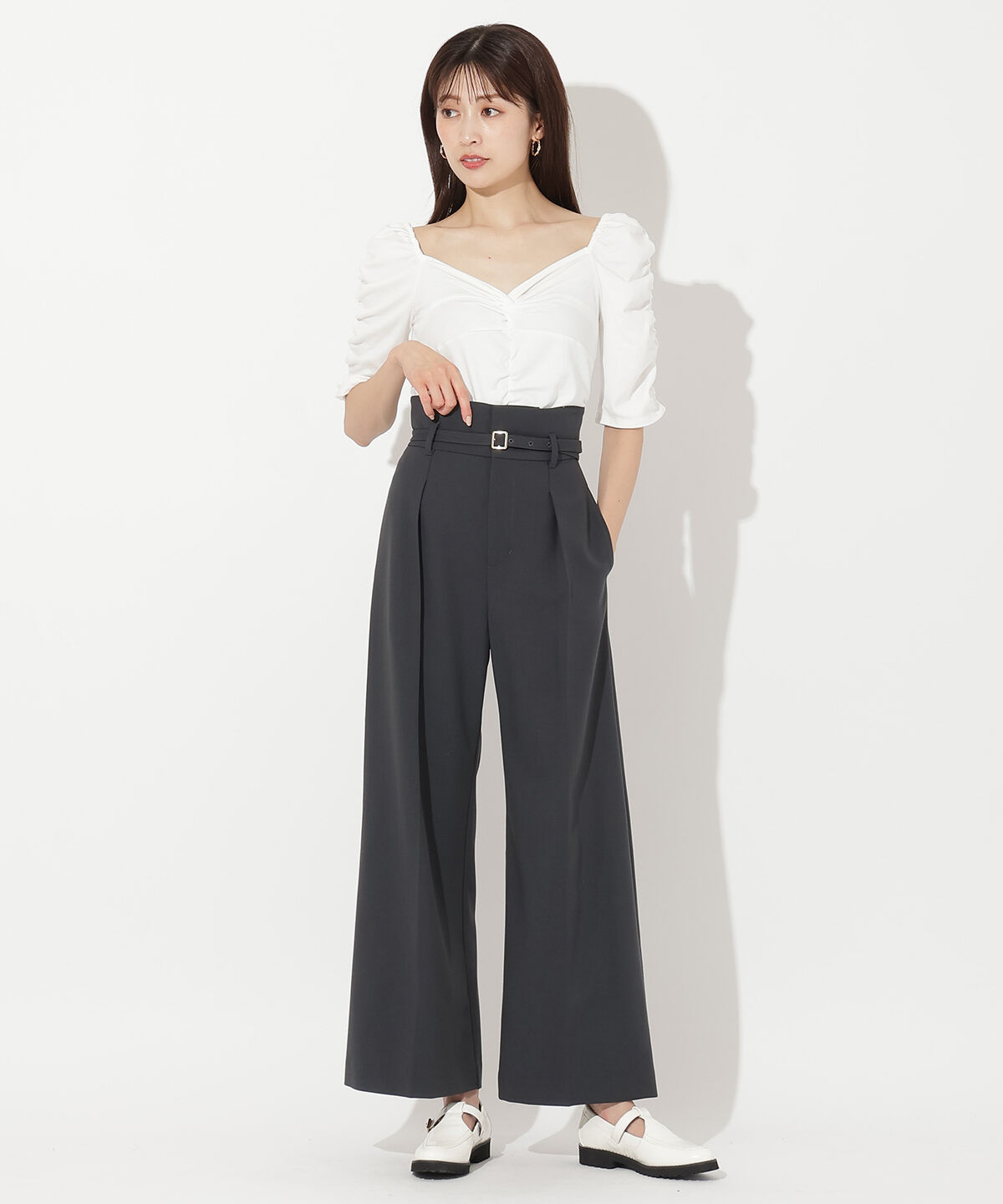 アンドクチュール「ツィルベルト付ワイドパンツ」|その他|