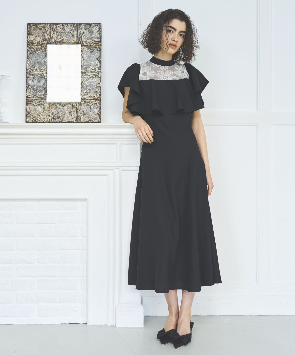 アンドクチュール「2WAYフラワーレースケープドレス」|ドレス|ブラック