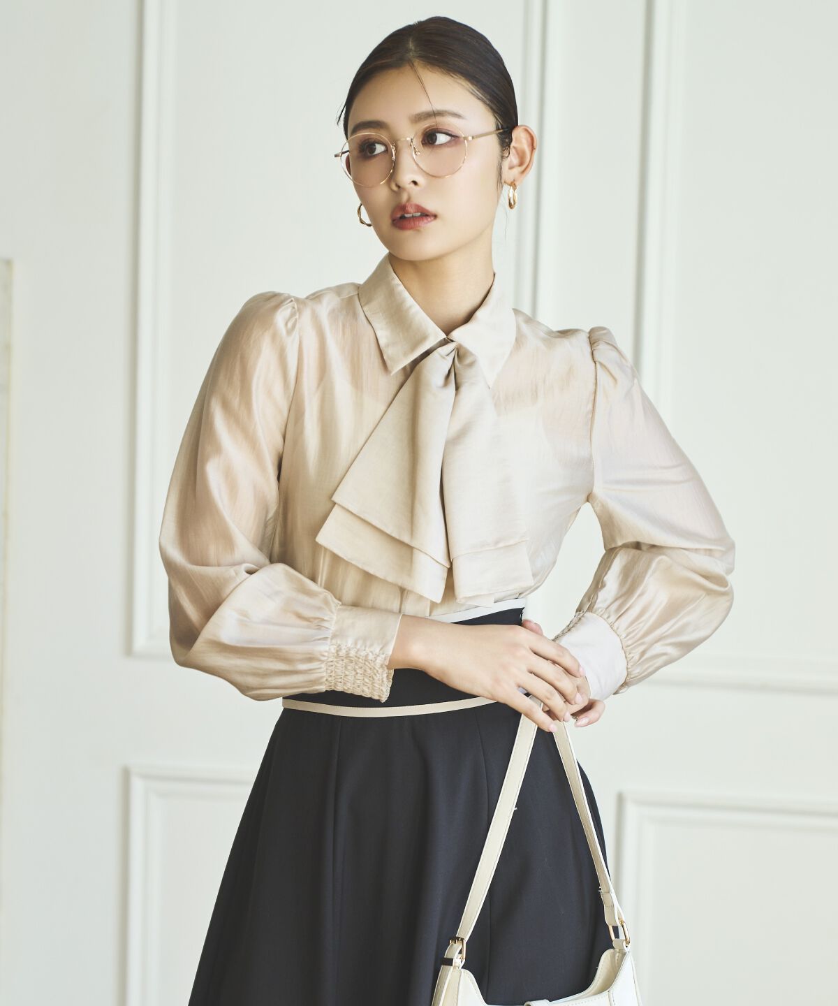 アンドクチュール「リボンタイ付きオーガンジーシャツ」|シャツ・ブラウス|