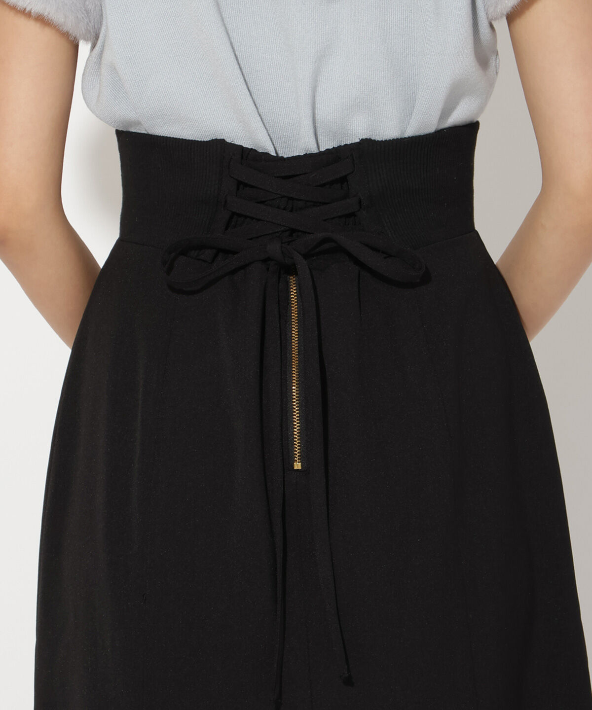 アンドクチュール「サイドリブラッフルマーメイドスカート」|フレア|