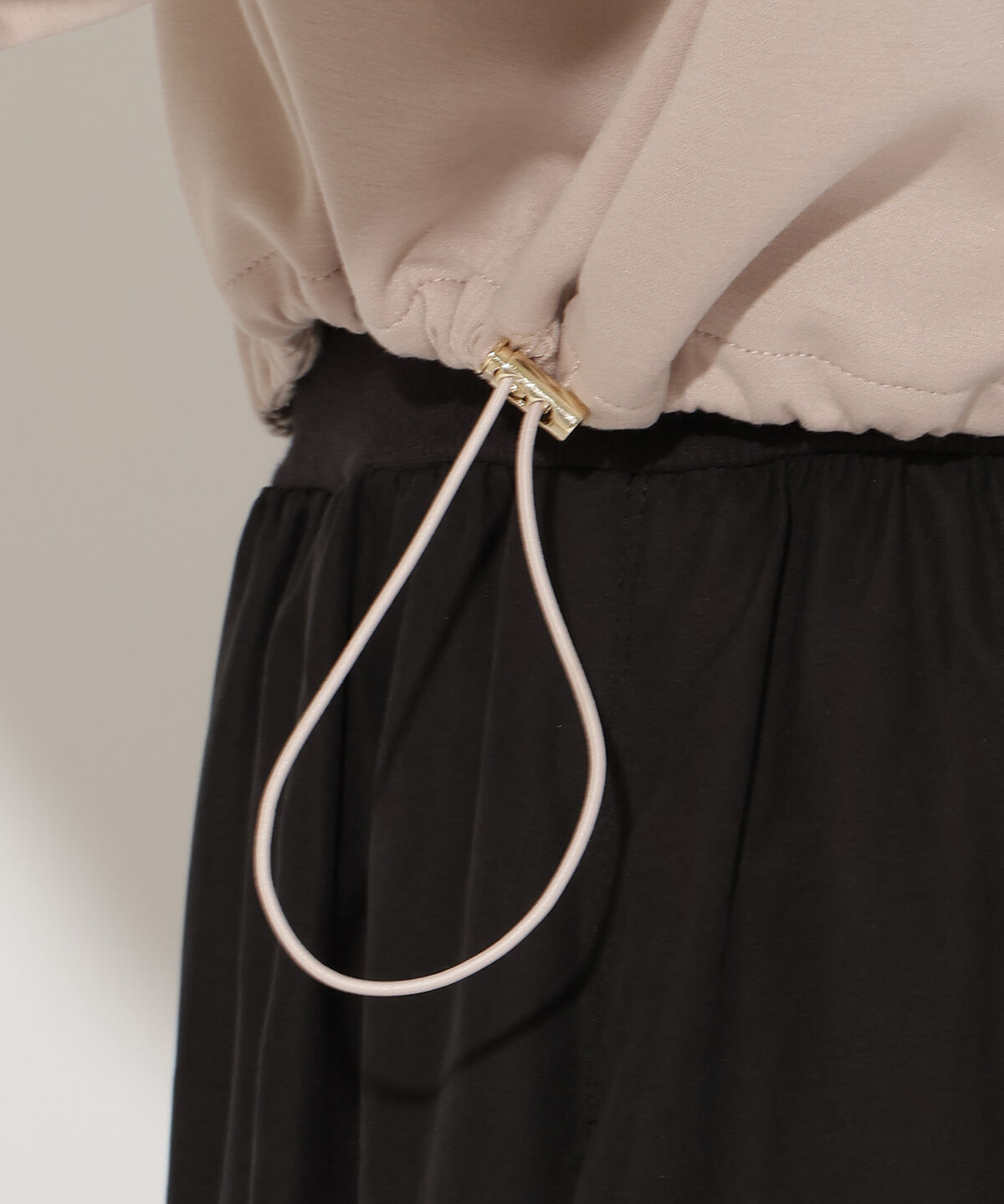 アンドクチュール「ダンボールポンチパーカー」|パーカー|