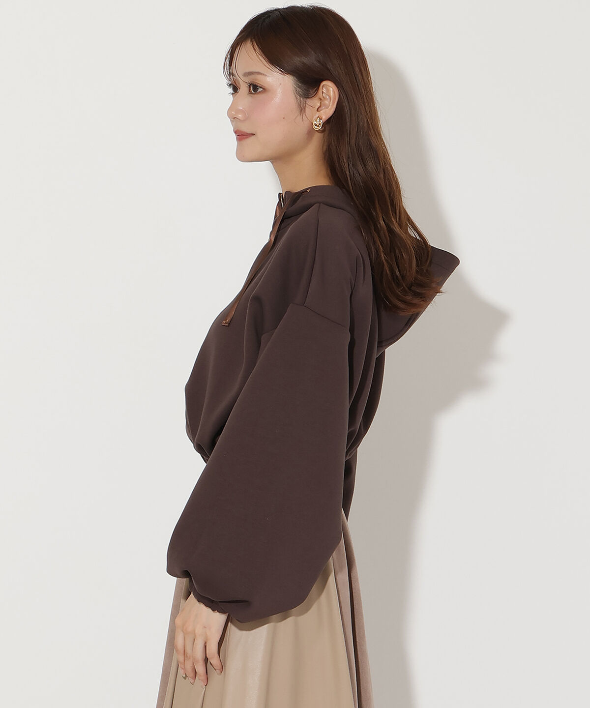 アンドクチュール「ダンボールポンチパーカー」|パーカー|