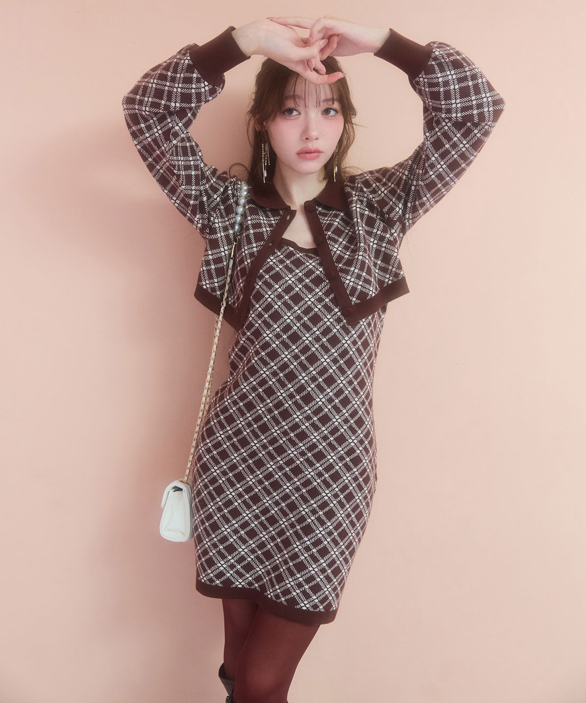 REDYAZEL「ｸﾗｼｶﾙﾆｯﾄｶｰﾃﾞｨｶﾞﾝ&times;ｷｬﾐｿｰﾙﾆｯﾄﾜﾝﾋﾟｰｽｾ  」|ワンピース|