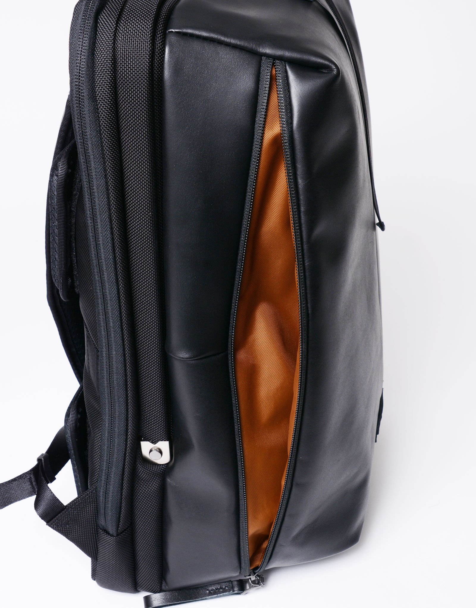 master-piece「Bump leather ver. バックパックL」|リュック|