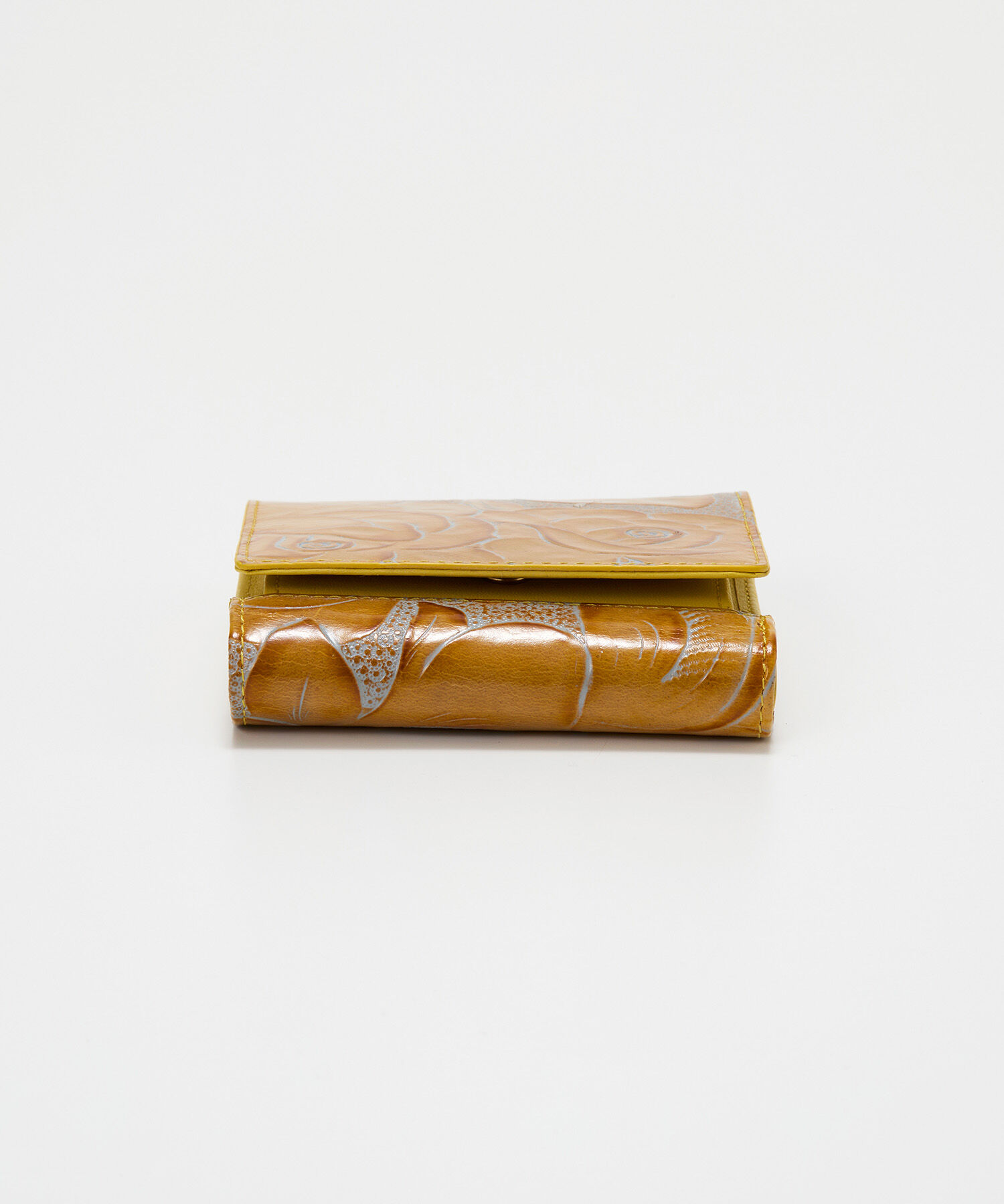 TOPKAPI BREATH「【TREASURE TOPKAPI】ローズエンボス ツヤ レザー 二つ折り財布」|財布|