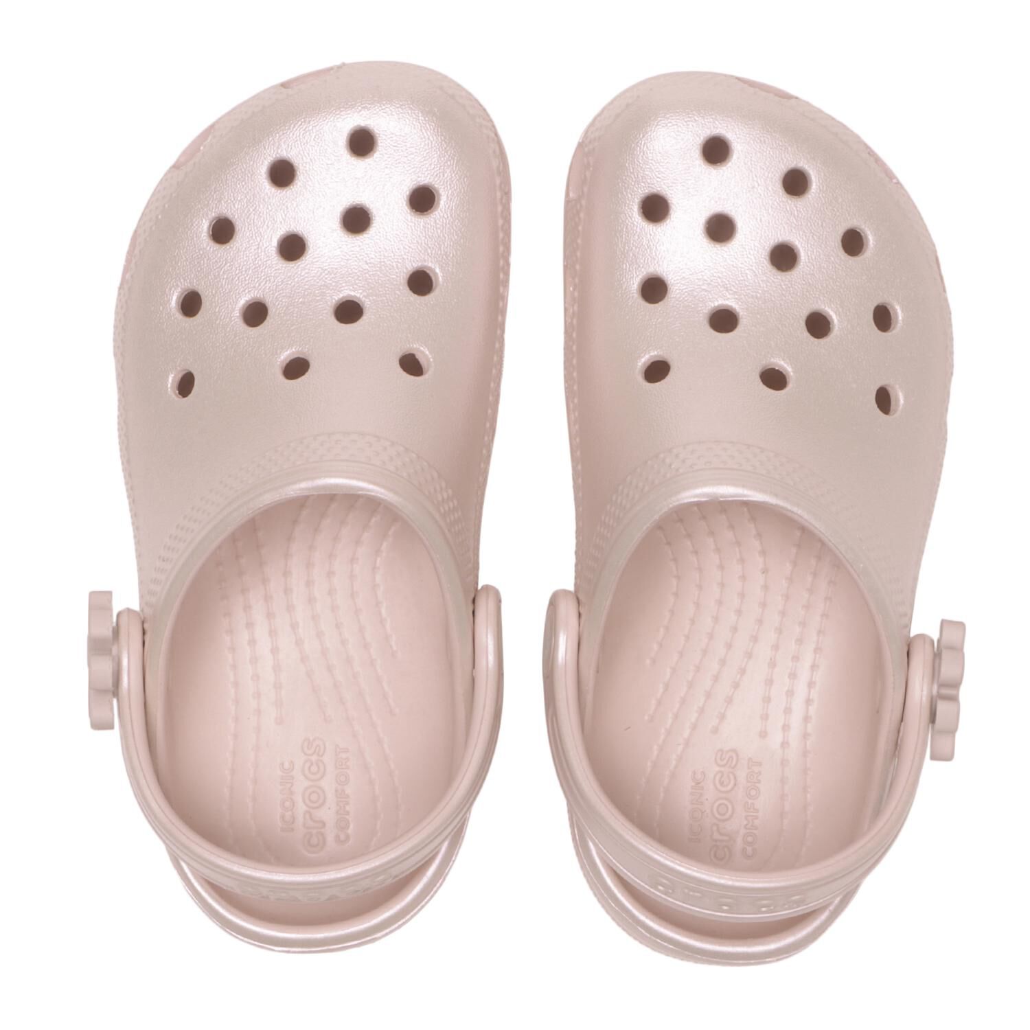 crocs「【crocs】18-21CLS PEARLSHINE CLOG QAQ K」|サンダル|