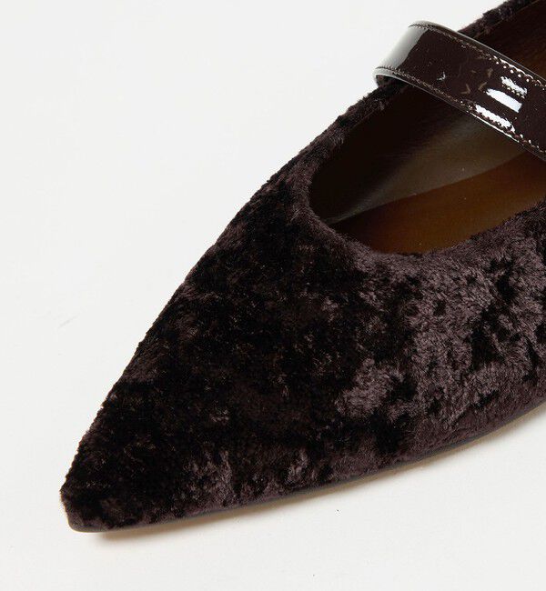 ODETTE E ODILE「ベルテッドシャギー フラット10&uarr;」|パンプス|