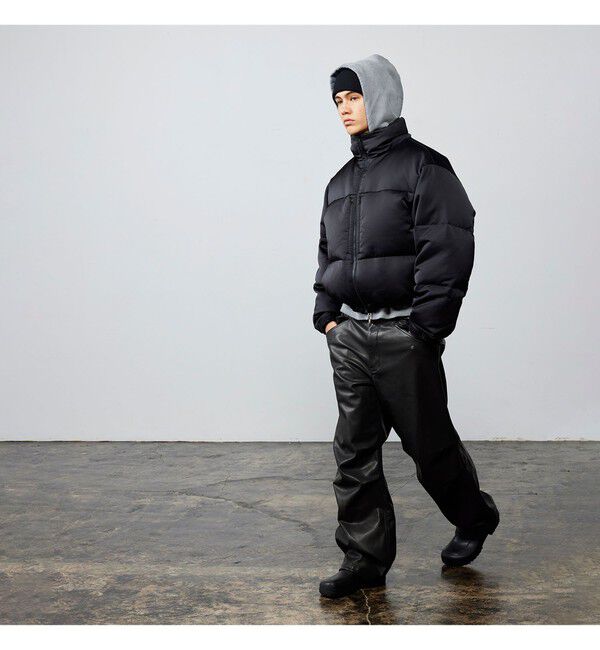 BEAMS「フェイクレザー オーバーパンツ」|チノ|