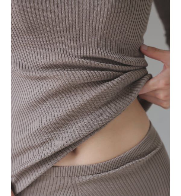 EMILYWEEK「シルク混リブVネックプルオーバー」|Tシャツ・カットソー|