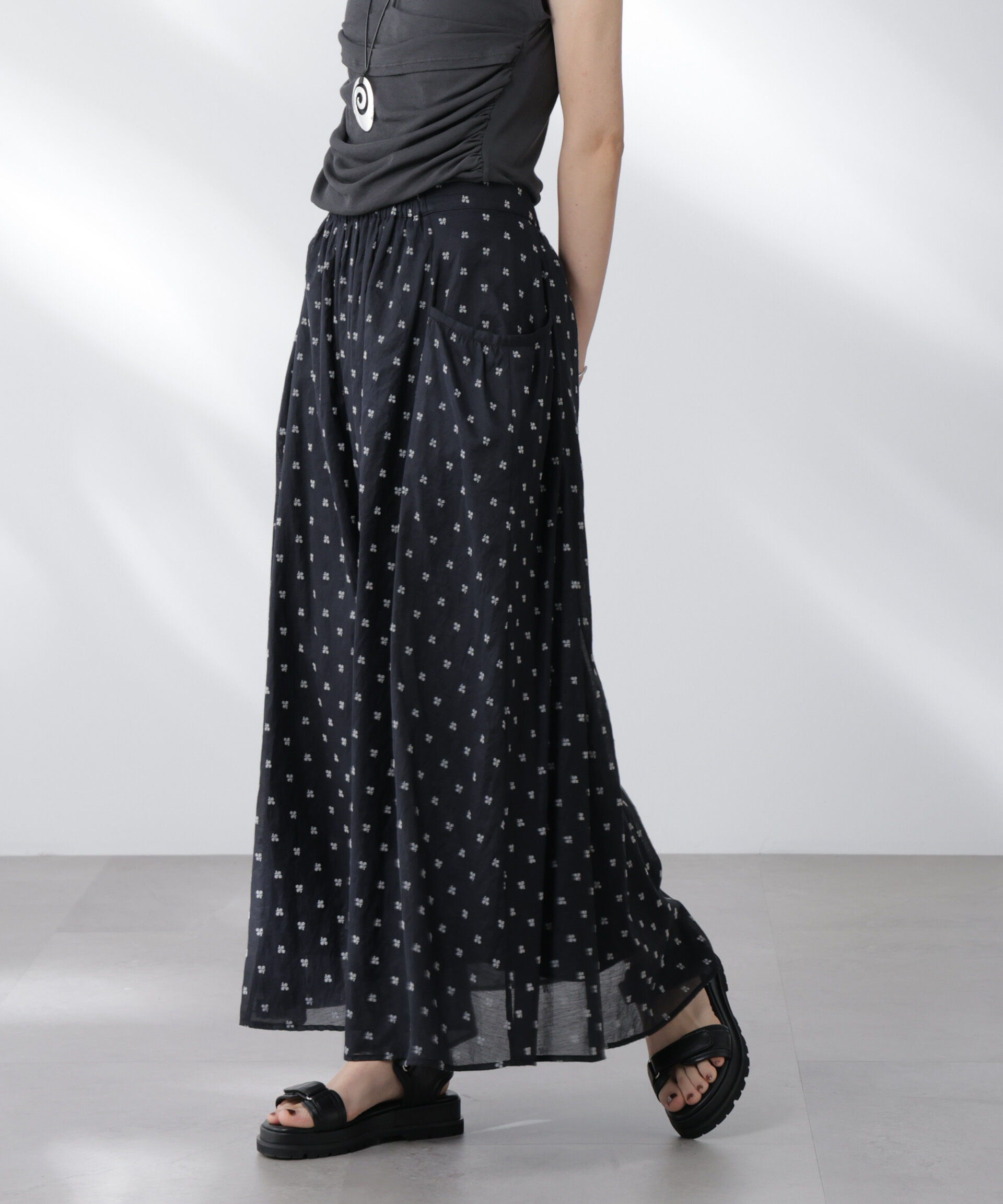 nano･universe「made in india コットンフロッキーフラワースカート」|スカート|