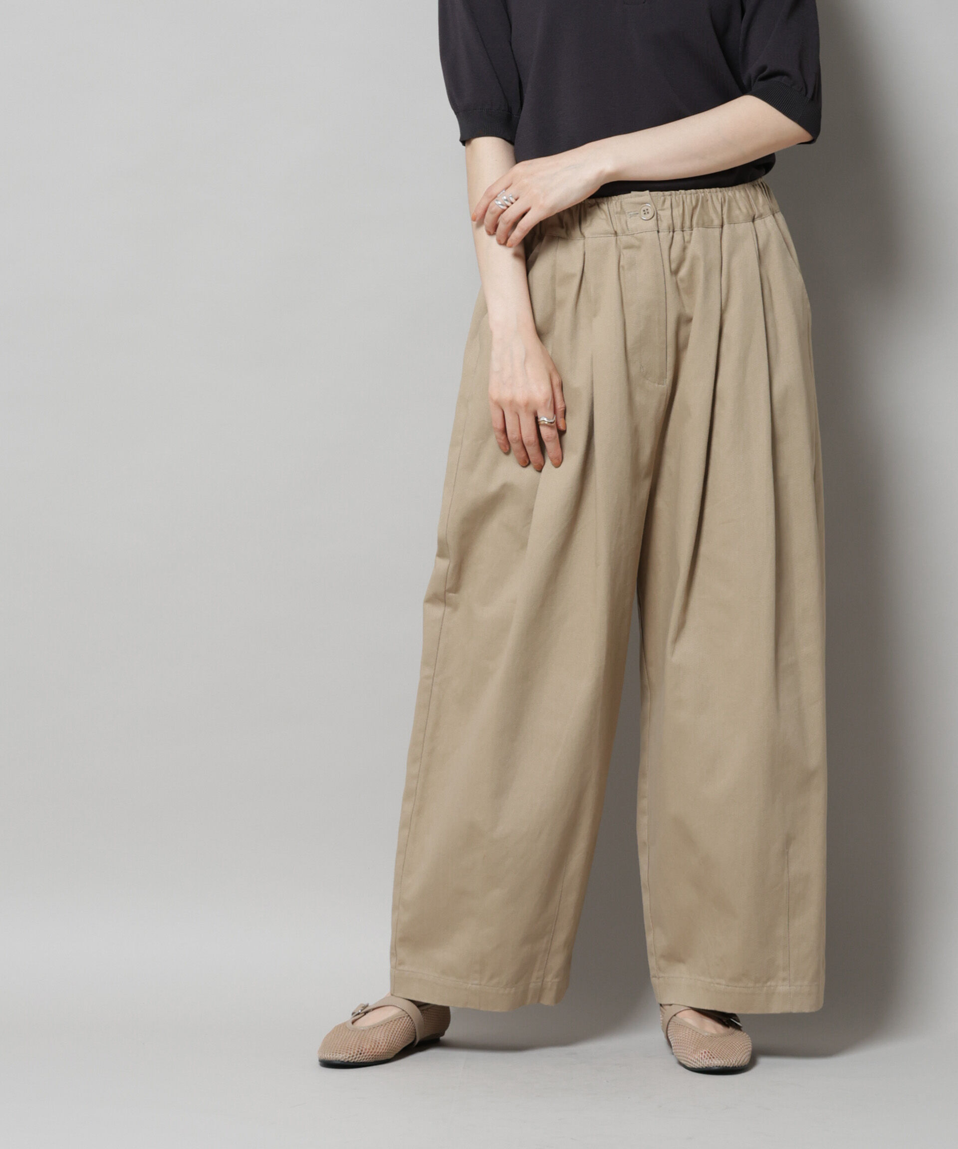 nano･universe「タックコクーンチノパンツ」|チノ|