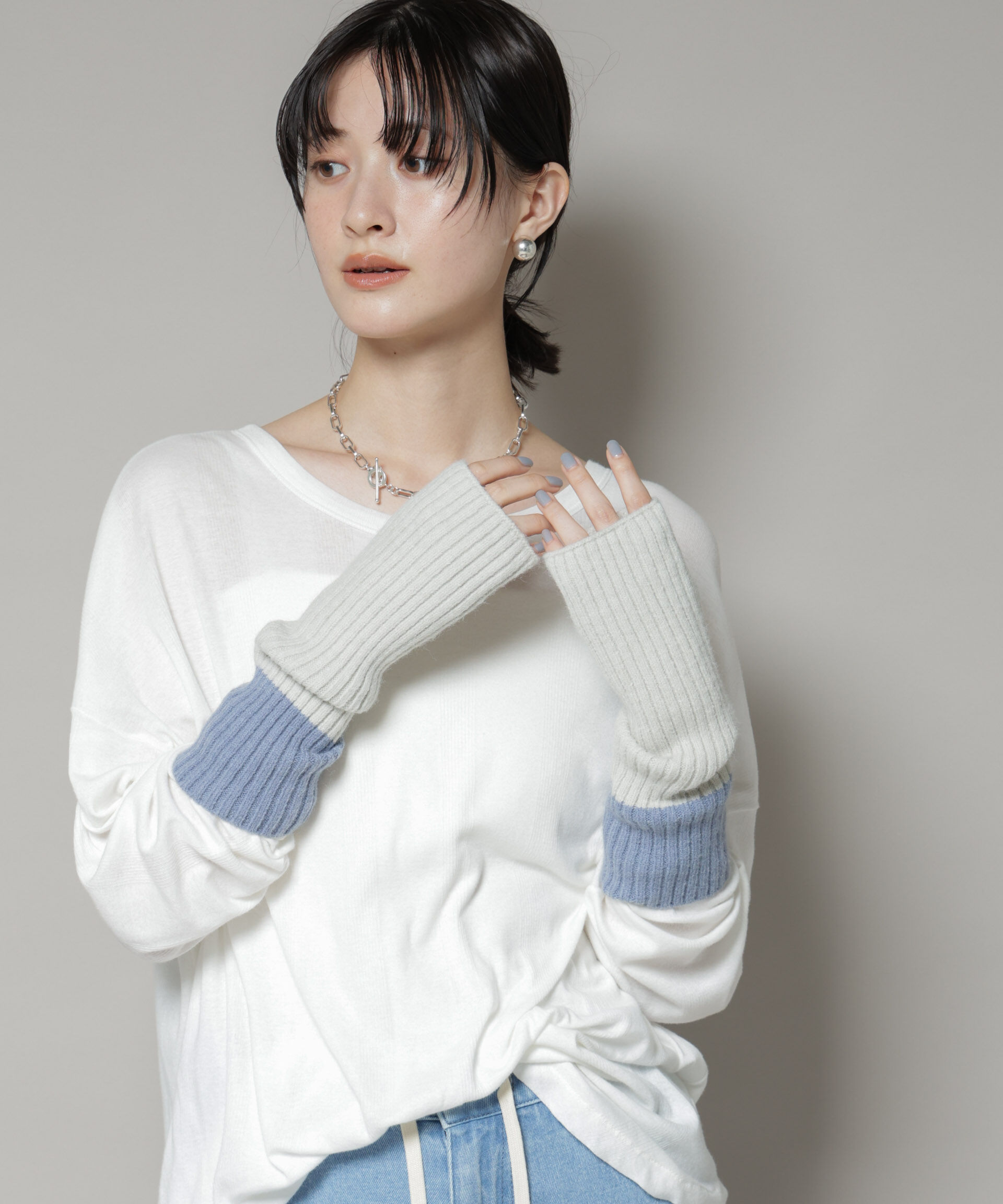 nano･universe「バイカラーアームウォーマー」|手袋|