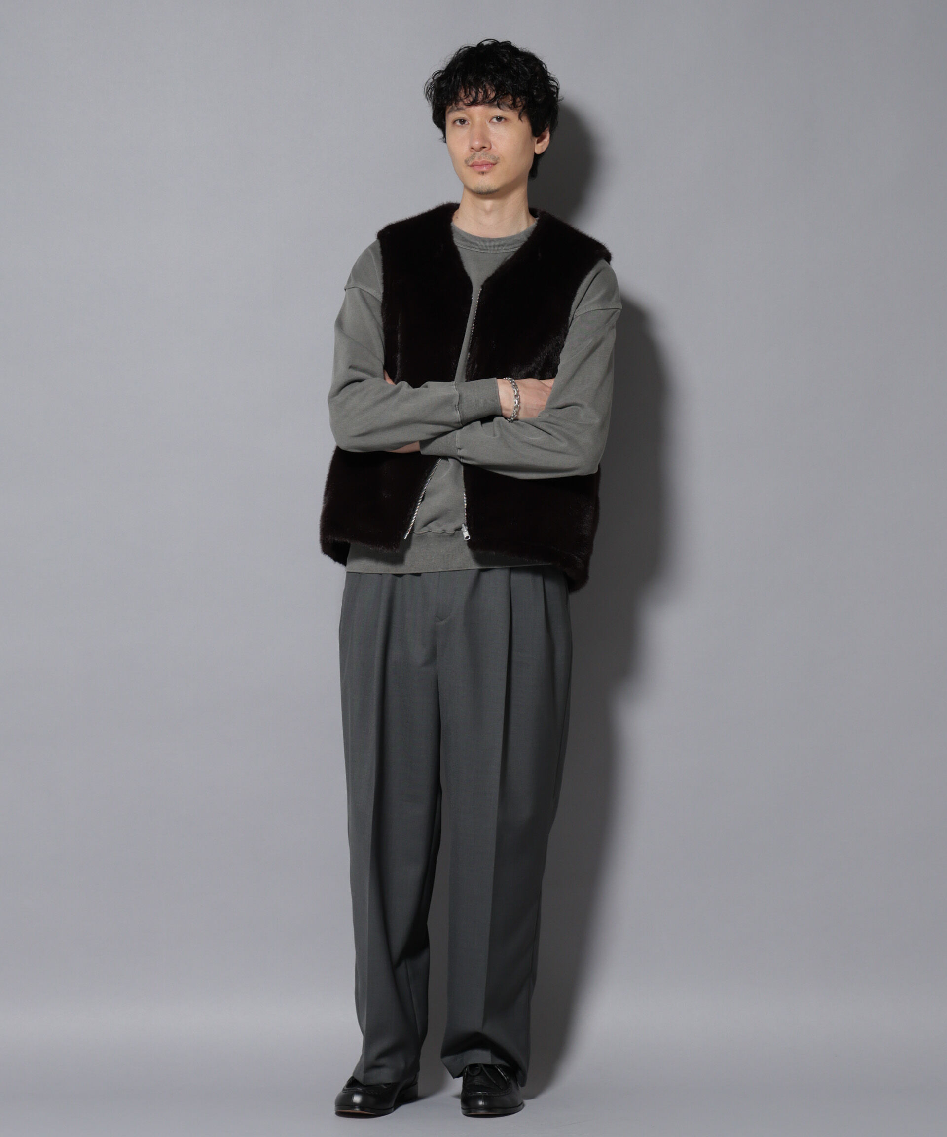 nano･universe「｢西川ダウン(R)｣ FUSIONSYSTEMフェイクファーベスト」|ダウン|