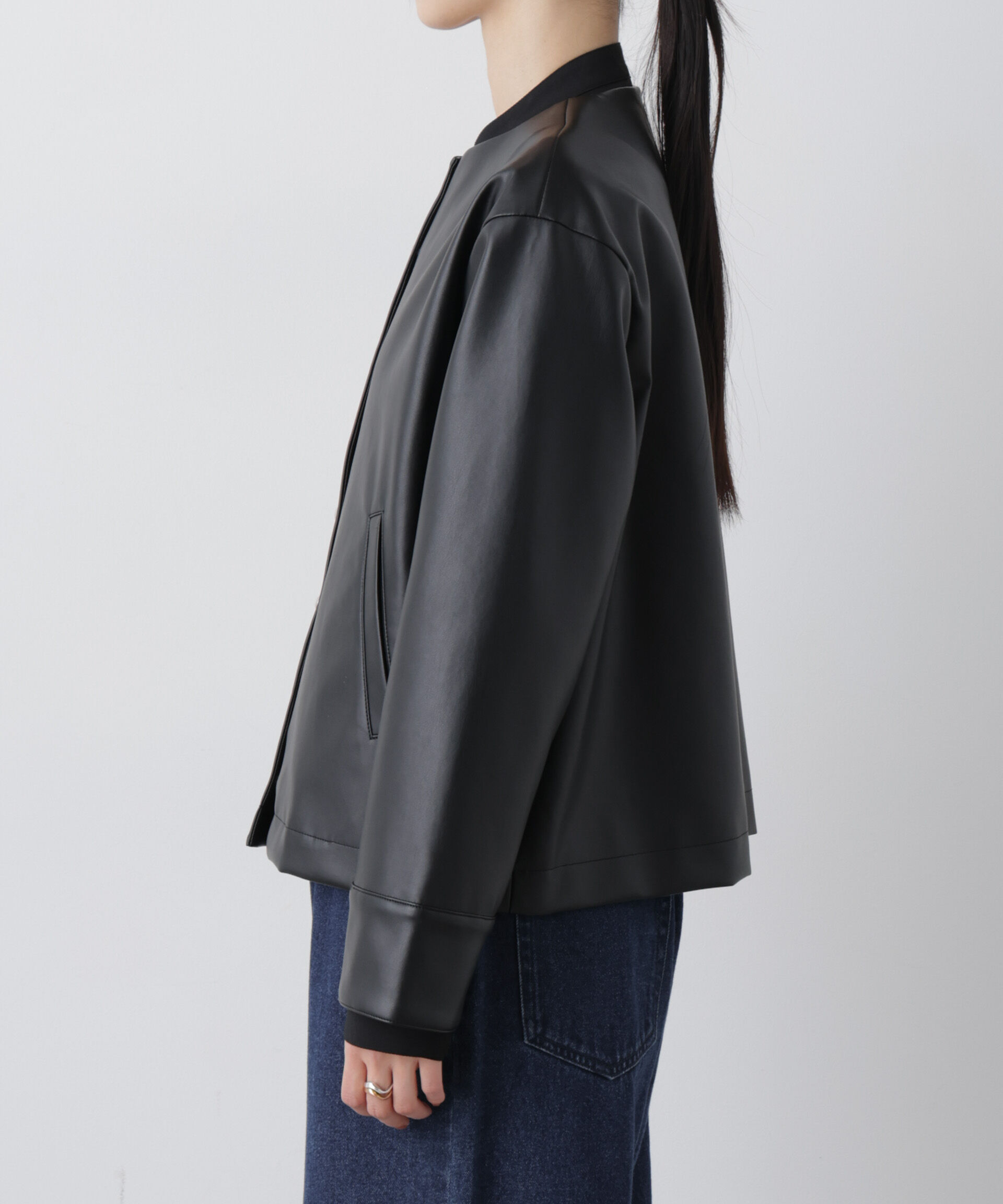 nano･universe「フェイクレザーパールドットノーカラージャケット」|テーラードジャケット|