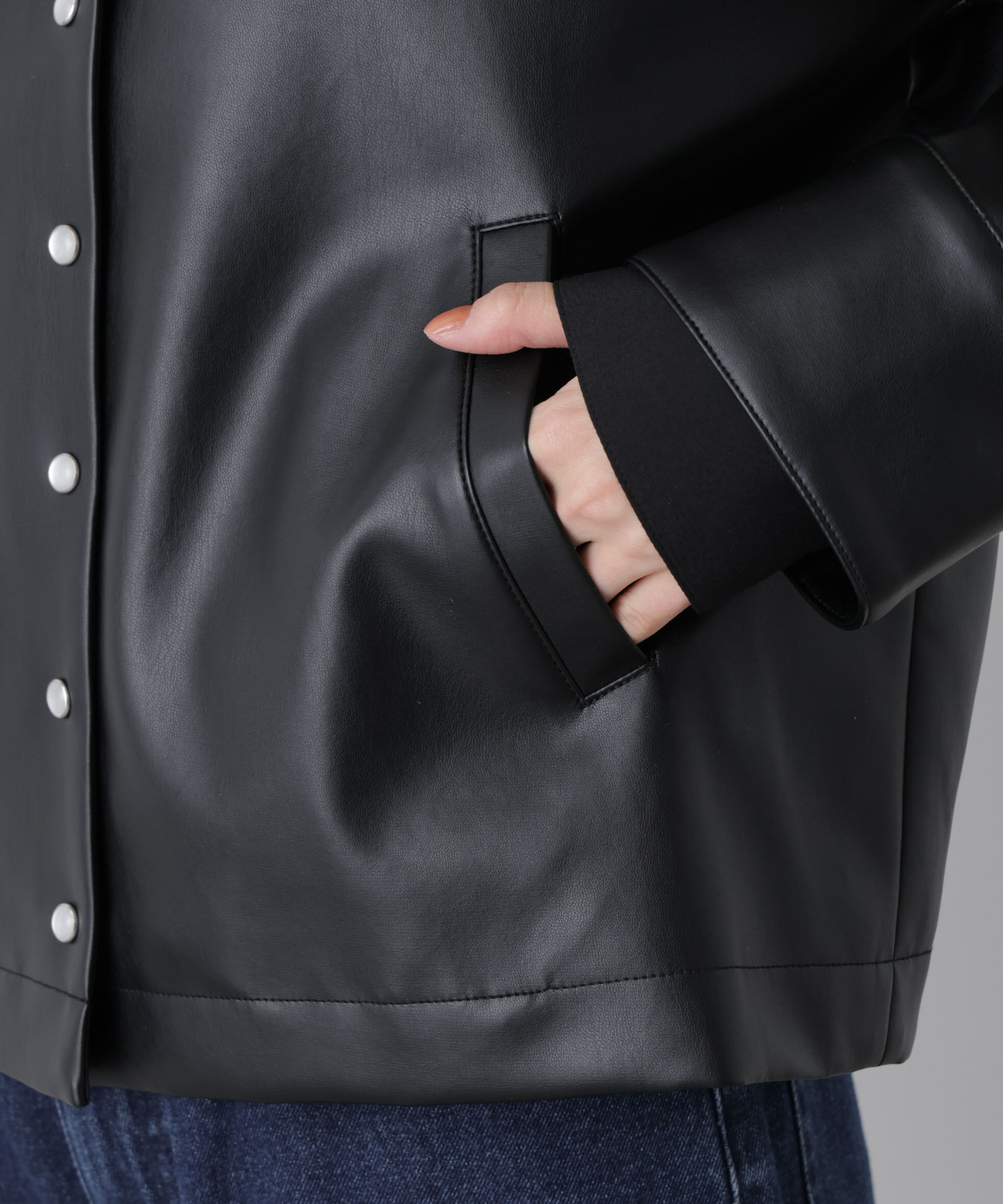 nano･universe「フェイクレザーパールドットノーカラージャケット」|テーラードジャケット|