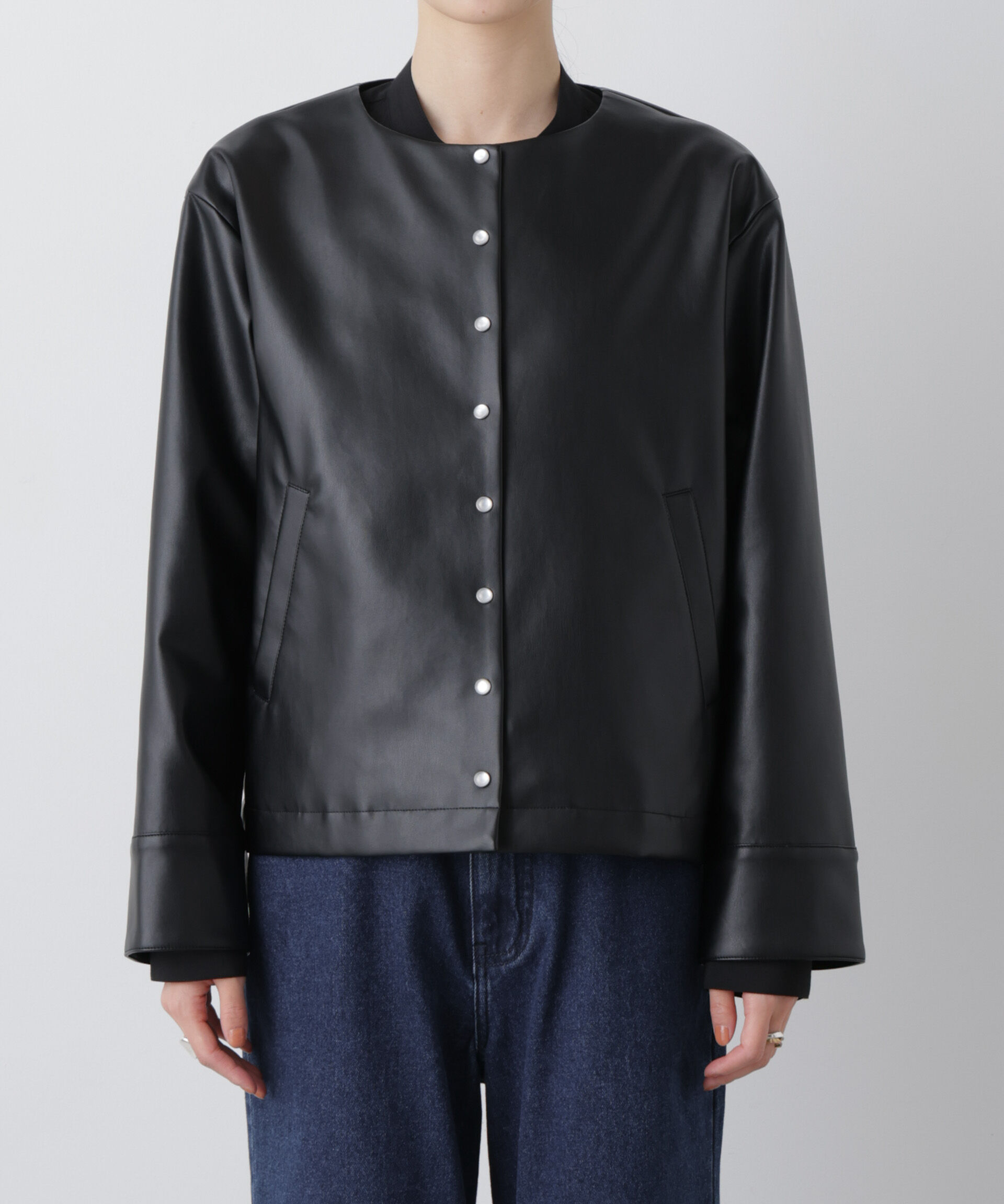 nano･universe「フェイクレザーパールドットノーカラージャケット」|テーラードジャケット|
