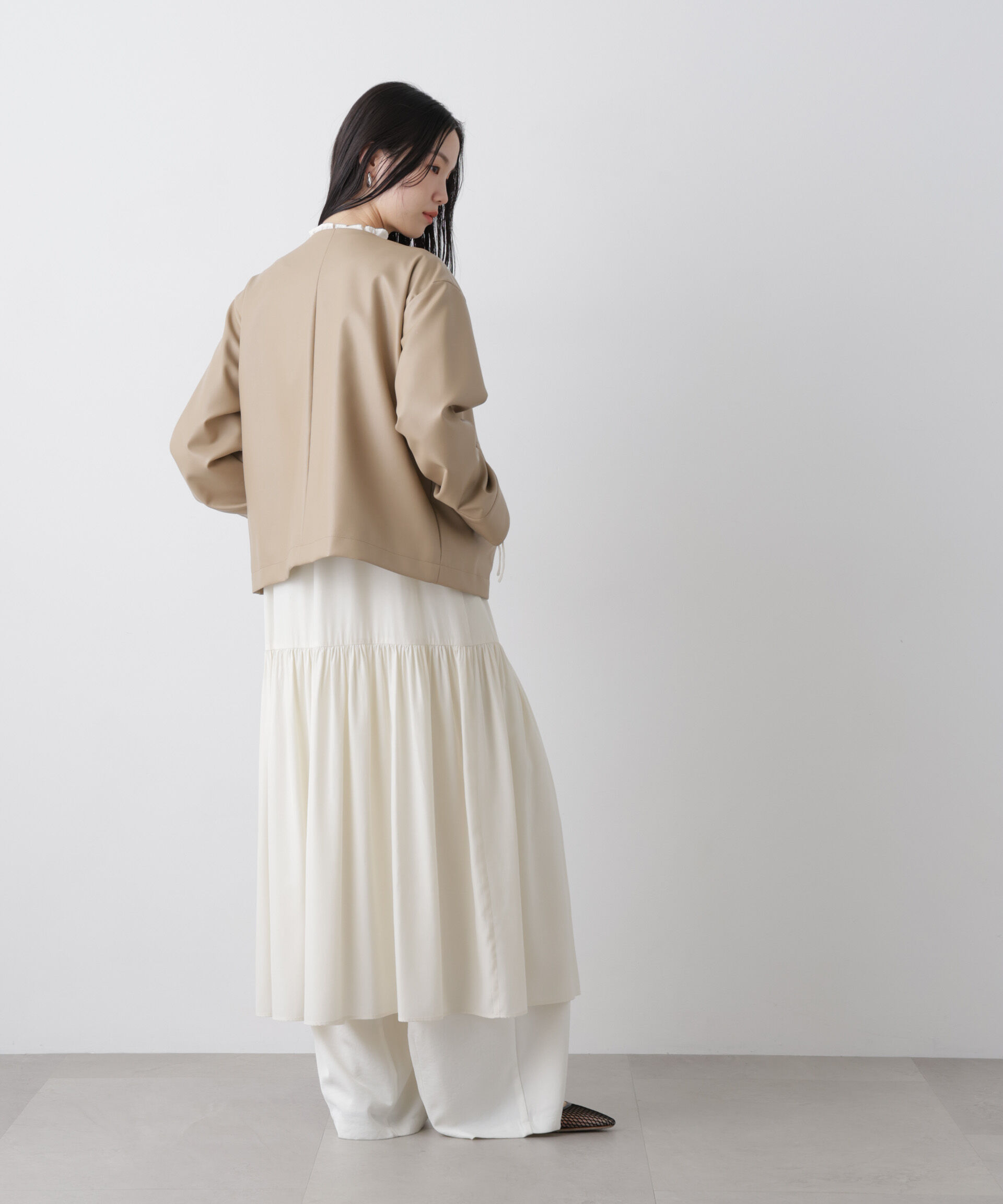 nano･universe「フェイクレザーパールドットノーカラージャケット」|テーラードジャケット|