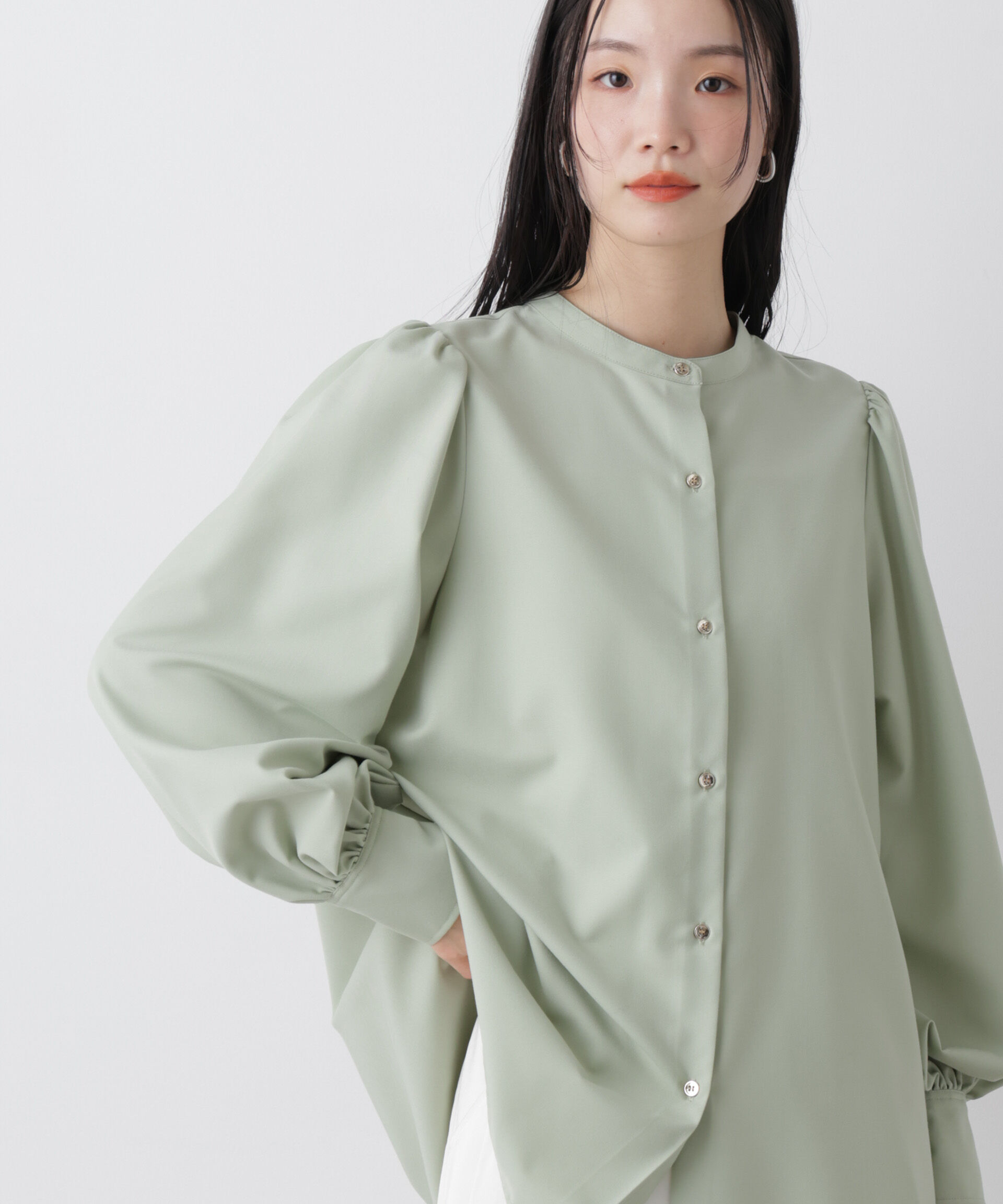 nano･universe「マシンウォッシャブルイージーケア ギャザースリーブブラウス」|シャツ・ブラウス|