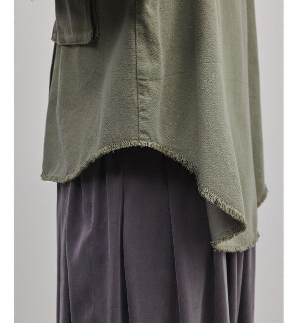 GRACE CONTINENTAL「パール釦ピグメントシャツ」|シャツ・ブラウス|