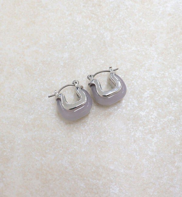 fredy emue「フェイクストーンスクエアピアス」|ピアス|