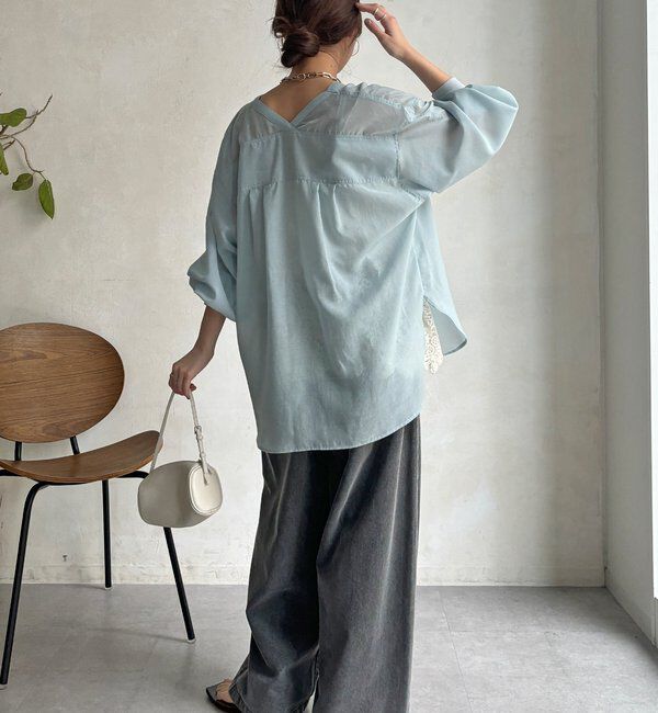  「GOLDボタンVVシャツ」|シャツ・ブラウス|