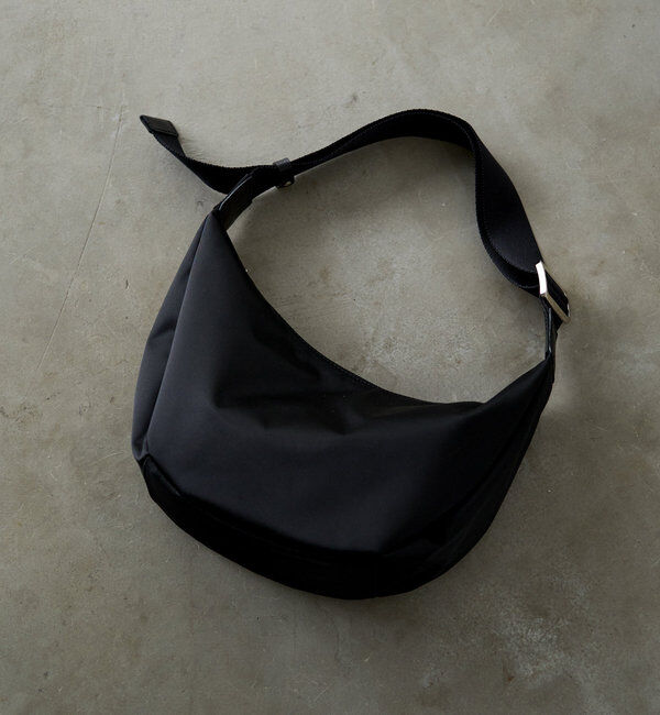  「《3/4～価格改定》クラウズナイロンラウンドショルダーバッグ」|ショルダー・メッセンジャー|