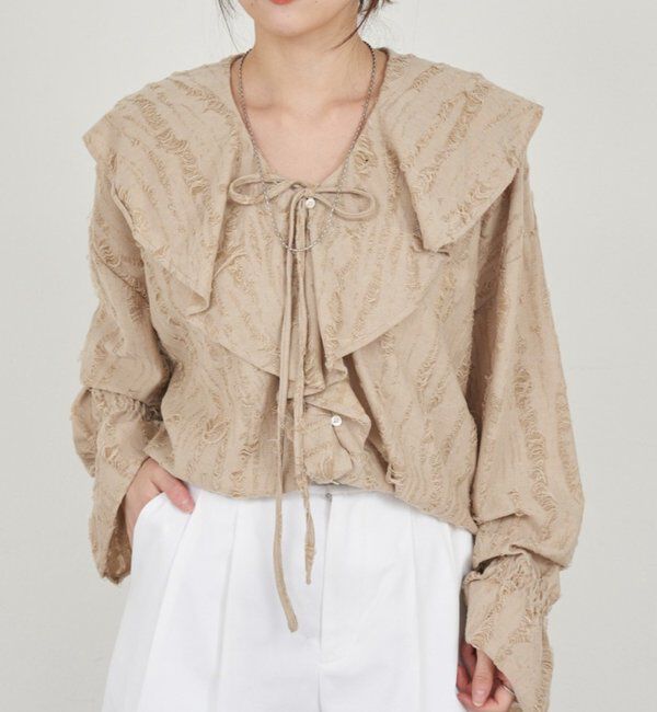  「ニュアンスフリルカラーブラウス」|シャツ・ブラウス|ベージュ