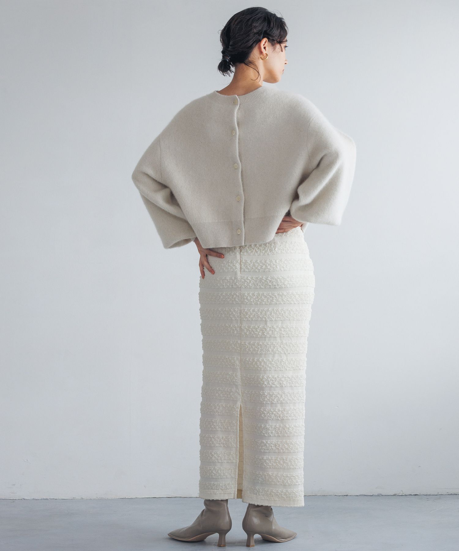 A part by 「【洗える・前後2WAY】チャイニーズラクーンショートカーディガン」|ニット・セーター|