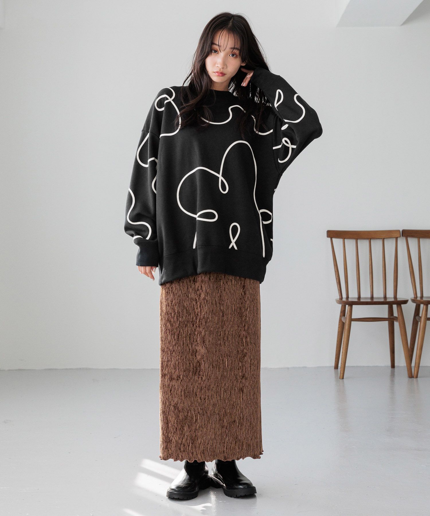 LOWRYS FARM「【選べるSHOT&LONG丈】エンブロイダリーウラケプルオーバー」|Tシャツ・カットソー|BLK