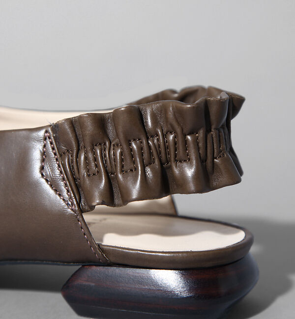 AU BANNISTER「thYme/ スリングバックフラットシューズ」|パンプス|