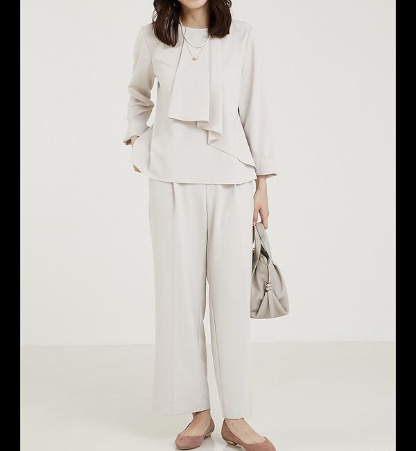 abahouse mavie「【上下２点セット/エニデイカセット】タックフレアーセットアップ」|スーツ|グレージュ