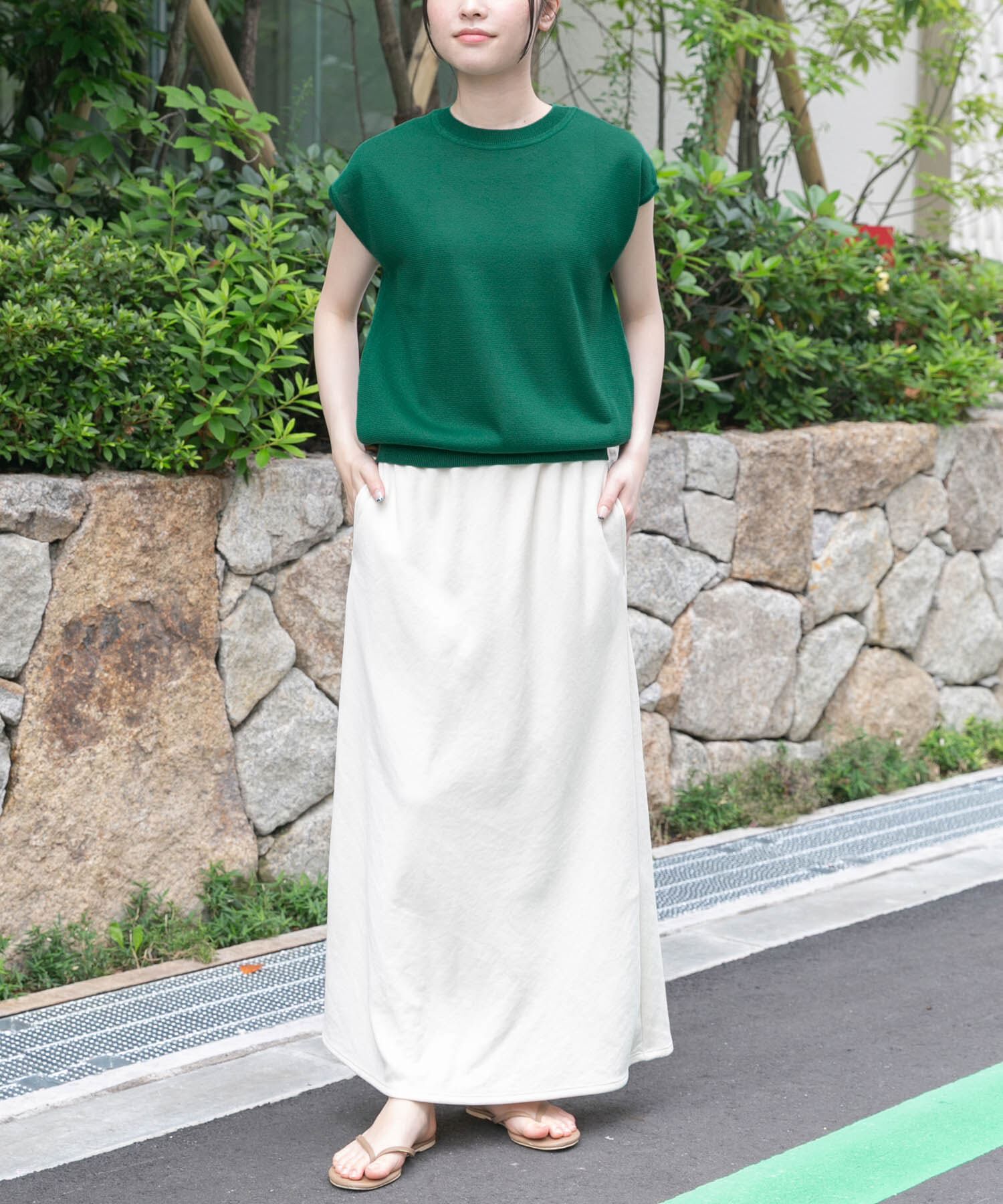 URBAN RESEARCH DOORS「FORK&SPOON　LEVITAノースリーブニットプルオーバー」|ニット・セーター|