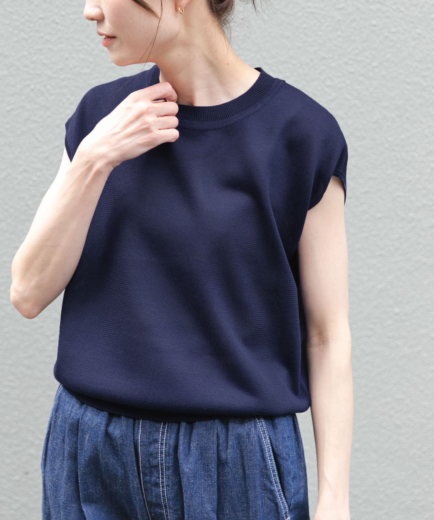 URBAN RESEARCH DOORS「FORK&SPOON　LEVITAノースリーブニットプルオーバー」|ニット・セーター|