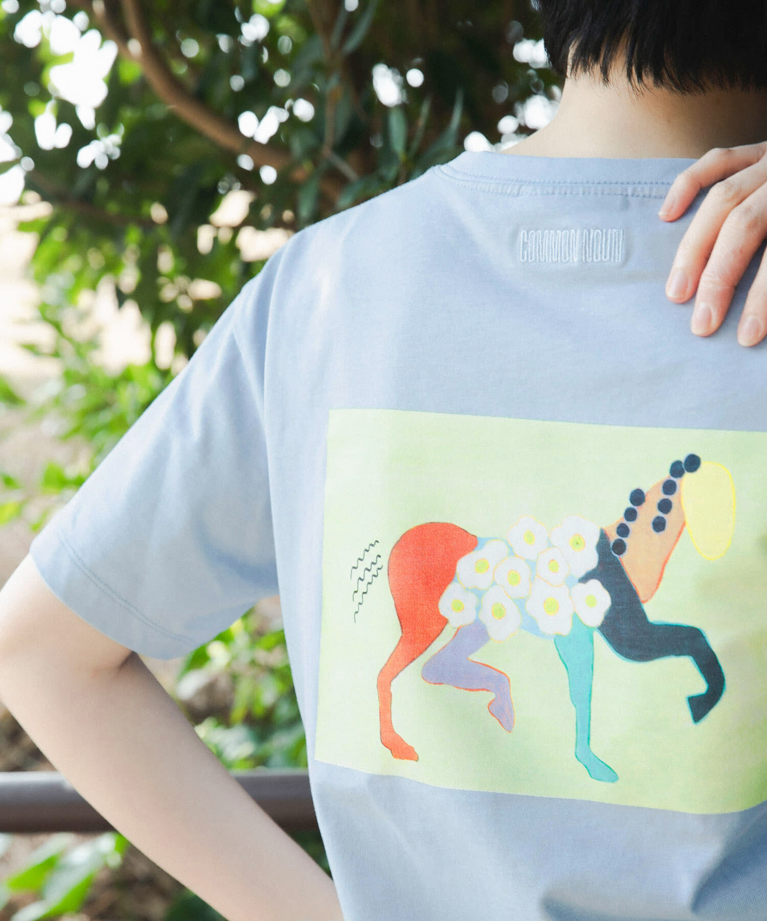 URBAN RESEARCH DOORS「『別注』Common Noun&times;DOORS　HORSE Kana Akiyama T-shirts」|Tシャツ・カットソー|